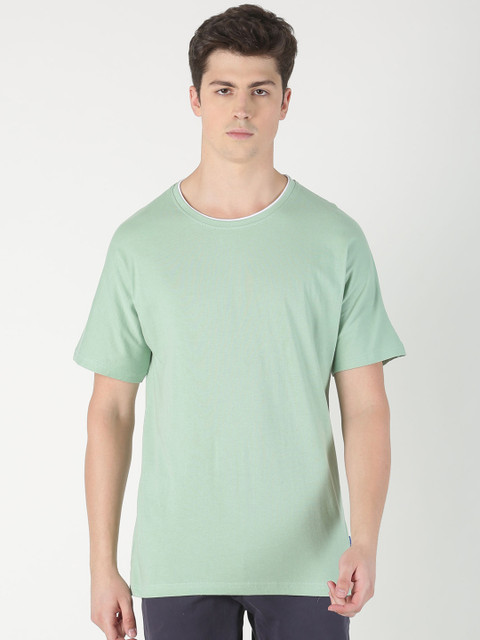 

Blue Saint Men Green Solid Round Neck T-shirt