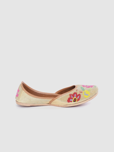 

Anouk Women Gold-Toned & Pink Beaded Handmade Mojaris