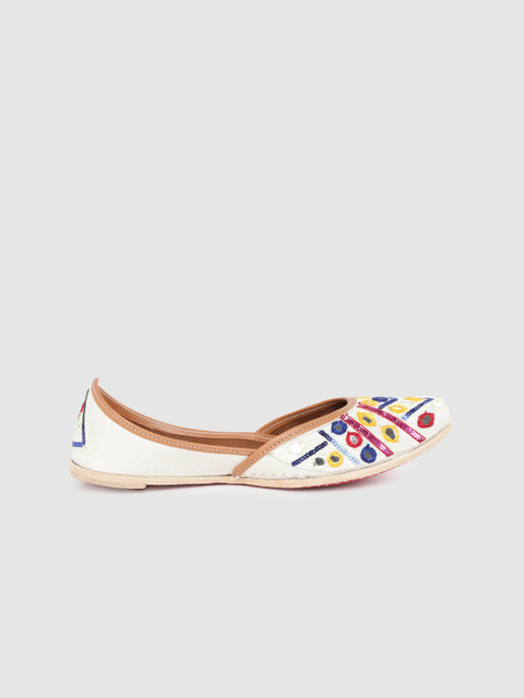 

Anouk Women Off-White & Magenta Sequinned & Mirror Work Mojaris