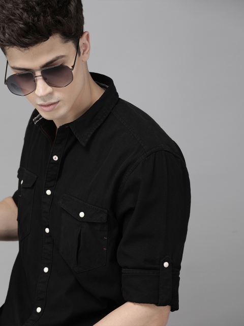 Men Black Regular Fit Solid Casual Shirt