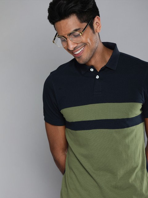 

Mast & Harbour Men Olive Green & Navy Blue Colourblocked Polo Collar T-shirt