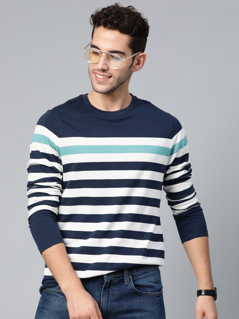 

Mast & Harbour Men Navy Blue & White Striped Round Neck T-shirt