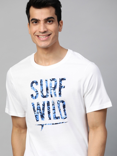

Mast & Harbour Men White & Blue Printed Round Neck T-shirt