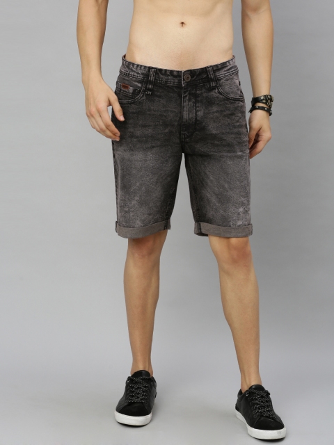 

Roadster Men Black Solid Regular Fit Denim Shorts
