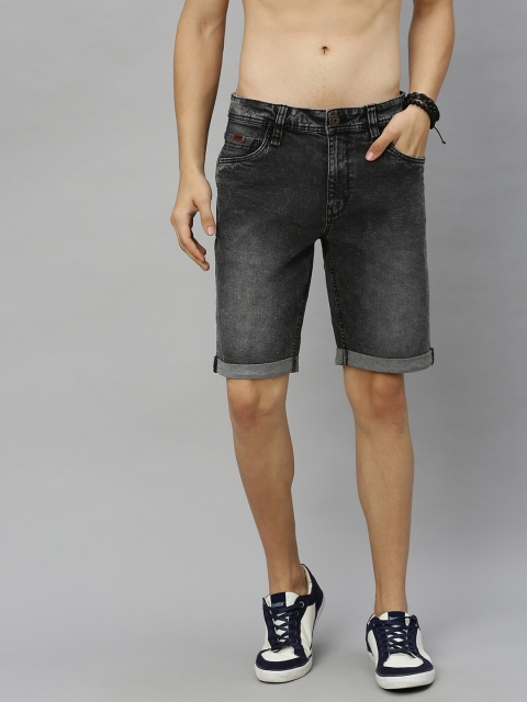 

Roadster Men Black Washed Regular Fit Denim Shorts