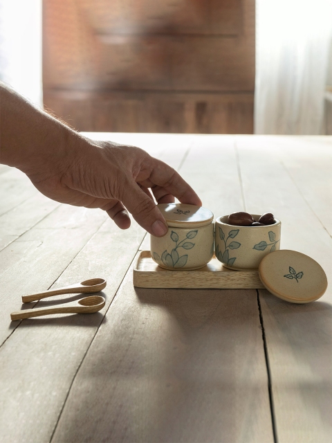 

ellementry Off-White Ceramic Condiment Set