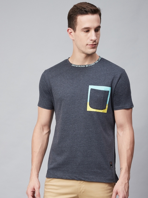 

Blackberrys Men Navy Blue Slim Fit Pocket Detail Round Neck T-shirt