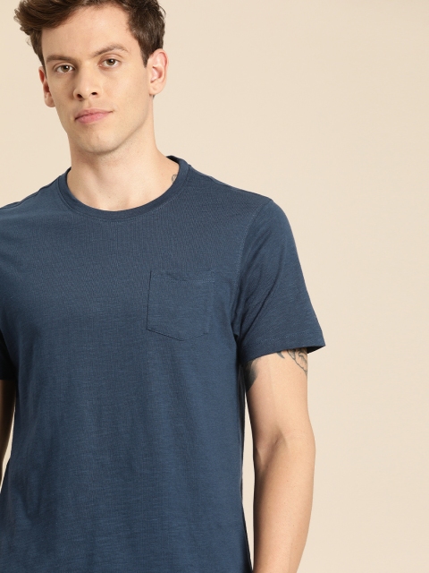 

ether Men Blue Solid Round Neck T-shirt