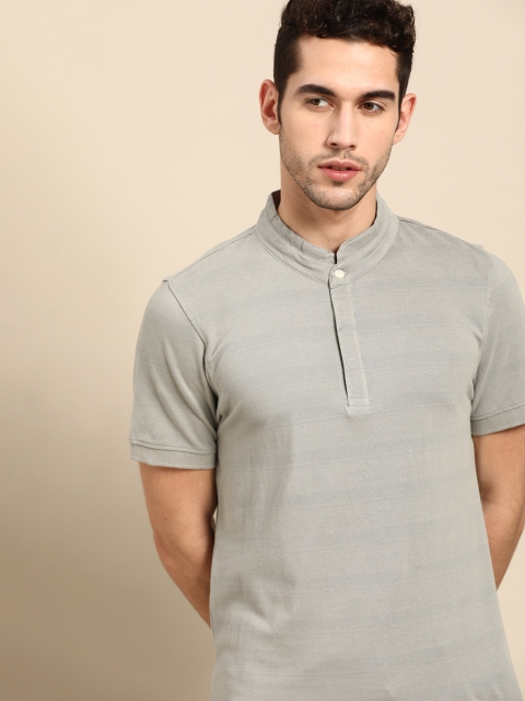 

ether Men Grey Solid Slim Fit Pure Cotton Mandarin Collar T-shirt