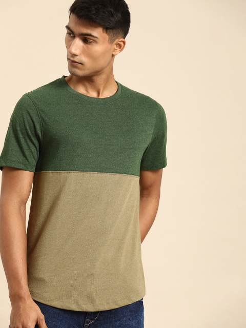 

ether Men Olive Green Colourblocked Round Neck T-shirt