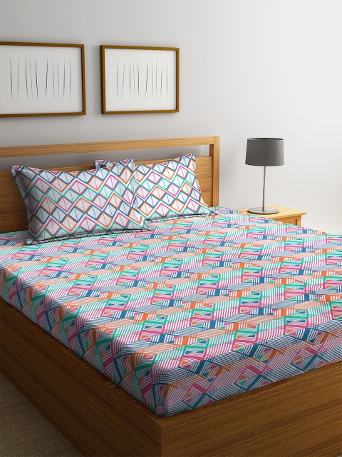 

BOMBAY DYEING White & Blue Geometric Queen Bedsheet with 2 Pillow Covers