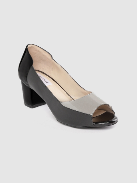 

OCEEDEE Women Black & Grey Colourblocked Peep Toes