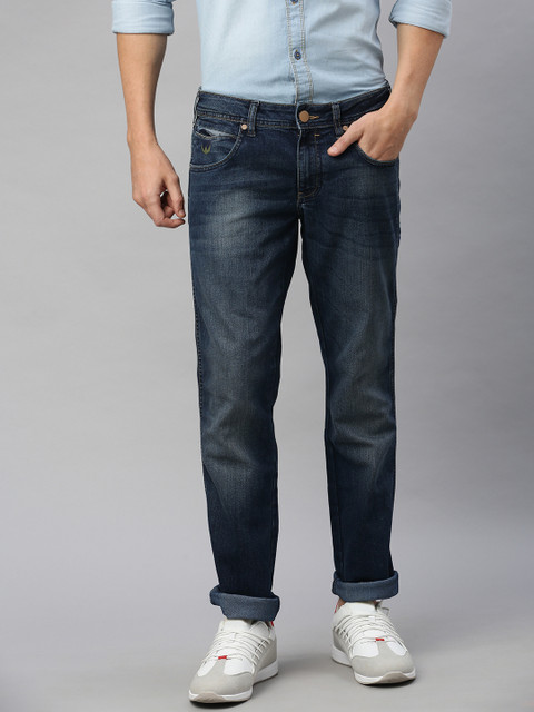

Wrangler Men Blue Rockville Regular Fit Low-Rise Clean Look Stretchable Jeans