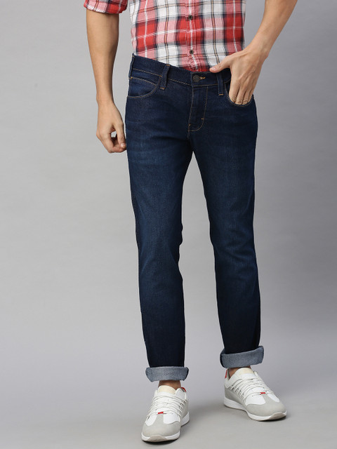 

Wrangler Men Blue Skanders Slim Fit Low-Rise Clean Look Stretchable Jeans