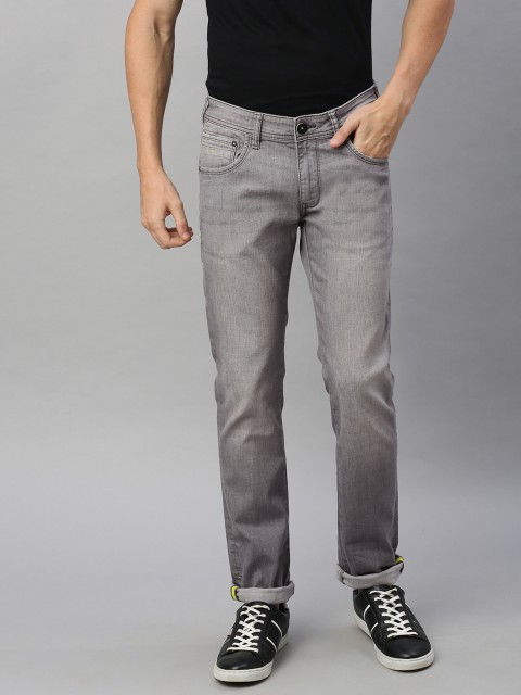 

Wrangler Men Grey Slim Fit Mid-Rise Clean Look Stretchable Jeans