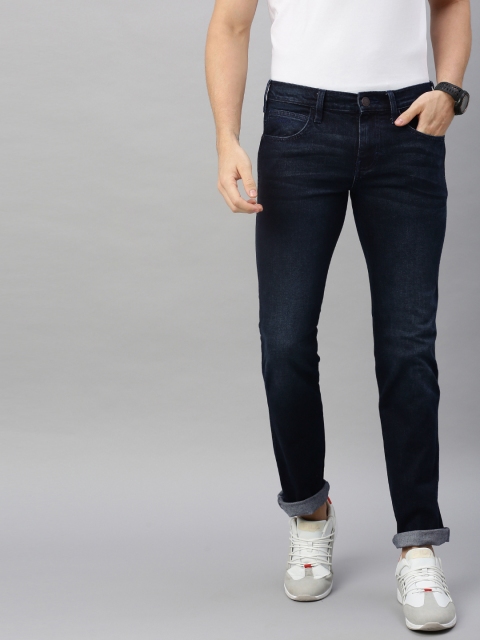 

Wrangler Men Blue Skanders Slim Fit Low-Rise Clean Look Stretchable Jeans