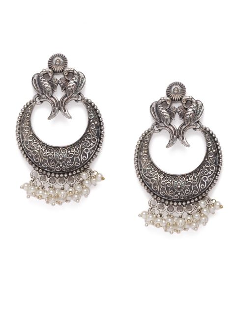 

VIDRUKARIH Silver-Toned Crescent Shaped Drop Earrings