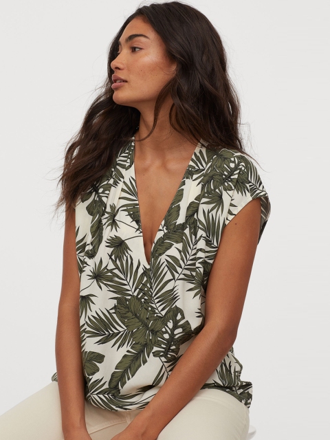 

H&M Women Green V-neck blouse