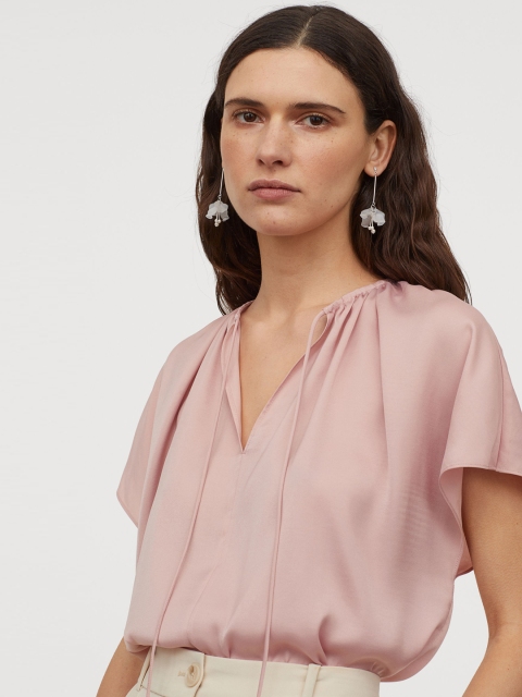 

H&M Women Light Pink Solid V-Neck Satin Blouse