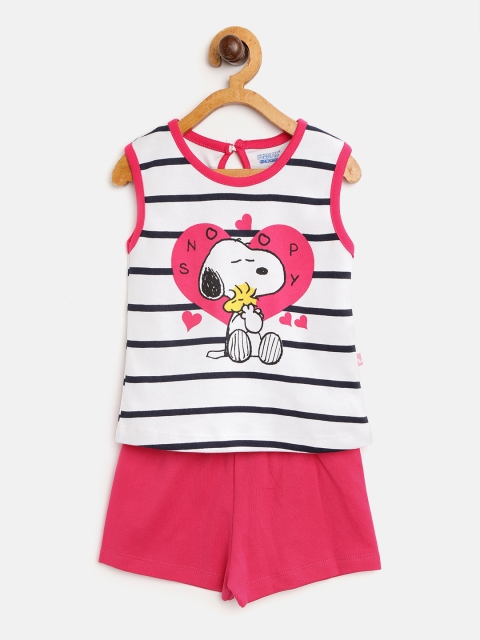 

Moms Love Girls White & Pink Striped T-shirt with Shorts