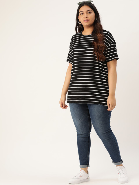 

Sztori Plus Size Women Black White Striped Round Neck T-shirt