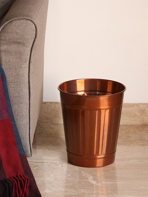 

ExclusiveLane 'Copperish Glossy Bucket' Floor Planter Pot In Iron (11 Inch), Copper
