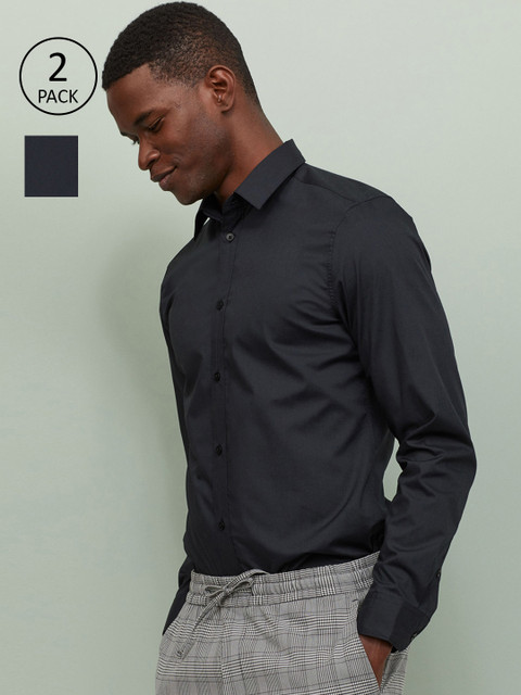

H&M Men Black Solid 2-Pack Easy-Iron Shirts