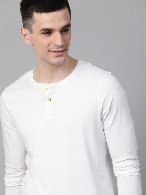 

Mast & Harbour Men White Solid Henley Neck T-shirt