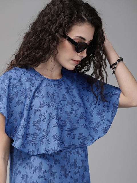 

Roadster Women Blue Printed Top