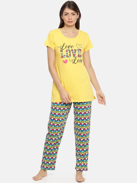 

Red Rose Women Yellow & Blue Printed Night suit