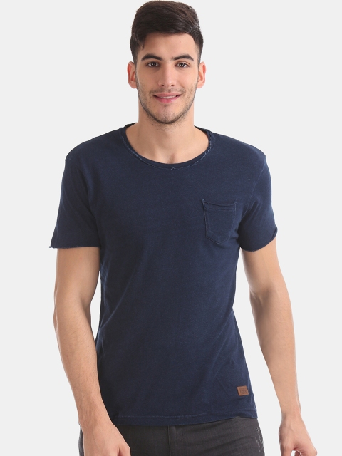 

Flying Machine Men Navy Blue Solid Round Neck T-shirt