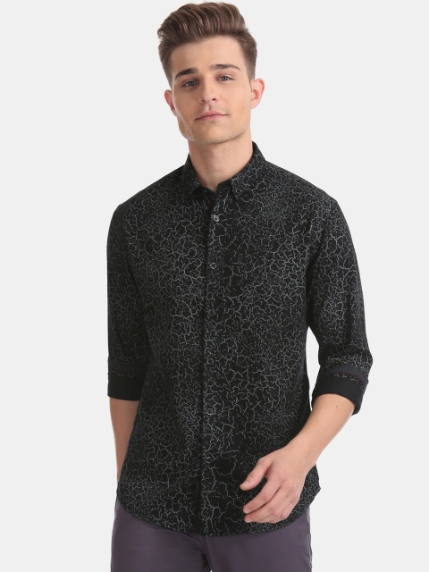 

Flying Machine Men Black & Grey Slim Fit Printed Casual Shirt