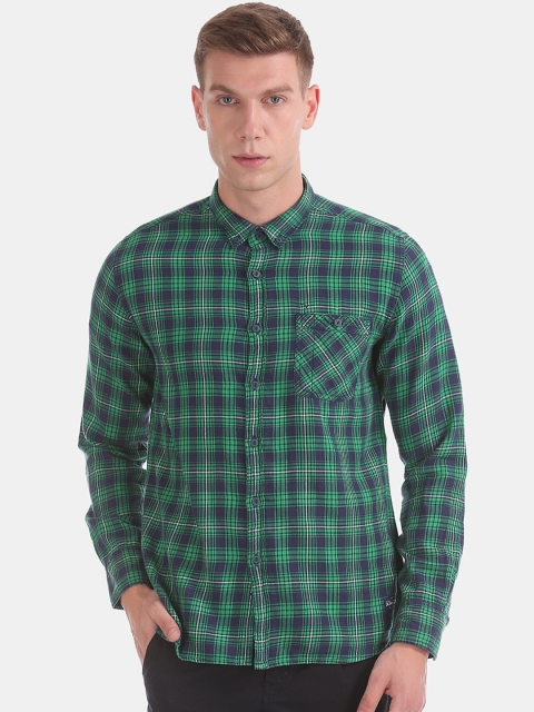 

Flying Machine Men Green & Navy Blue Regular Fit Checked Casual Shirt