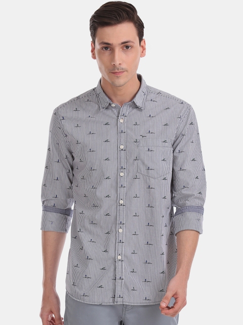 

Flying Machine Men Grey Regular Fit Printed Casual Shirt