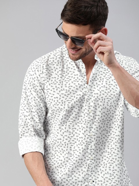 

Mast & Harbour Men White & Black Regular Fit Printed Casual Shirt