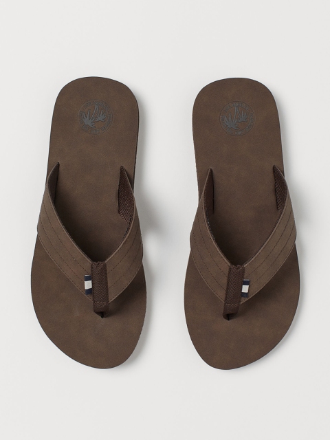 

H&M Men Brown Solid Flip-Flops