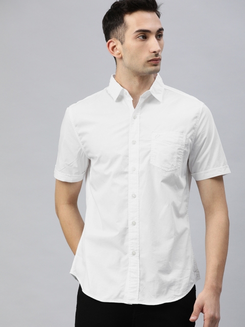 

Denizen From Levis Men White Regular Fit Solid Casual Shirt