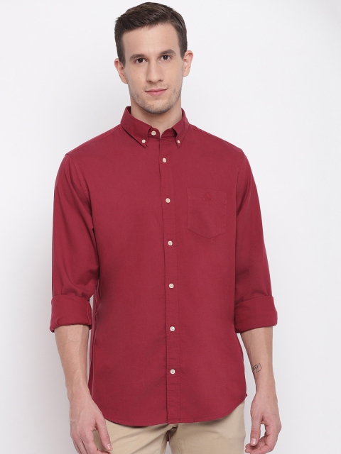 

GANT Men Red Regular Fit Solid Casual Shirt