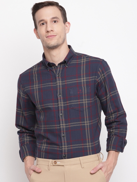 

GANT Men Navy Blue & Red Regular Fit Checked Casual Shirt