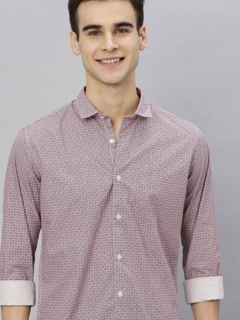 

Mast & Harbour Men Maroon & Navy Blue Regular Fit Printed Casual Shirt