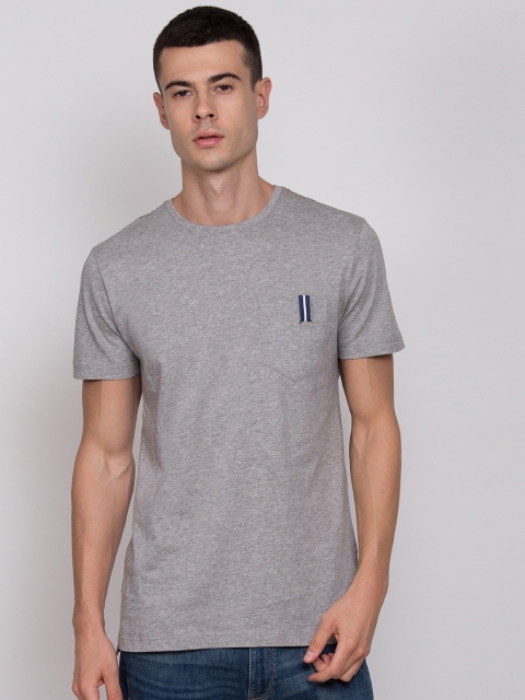 

Antony Morato Men Grey Solid Round Neck T-shirt