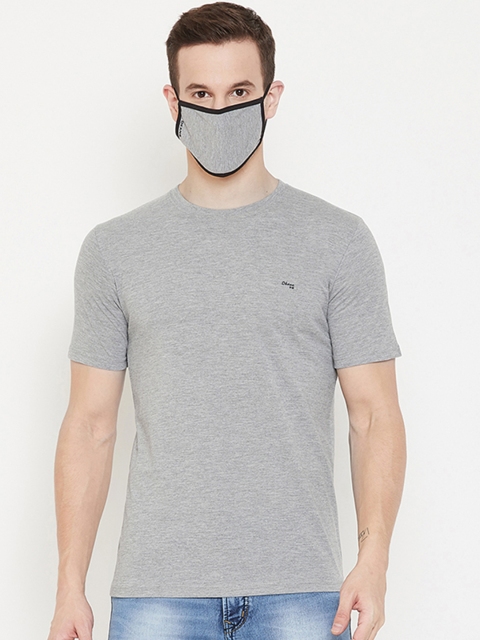 

Okane Men Grey Solid Round Neck T-shirt