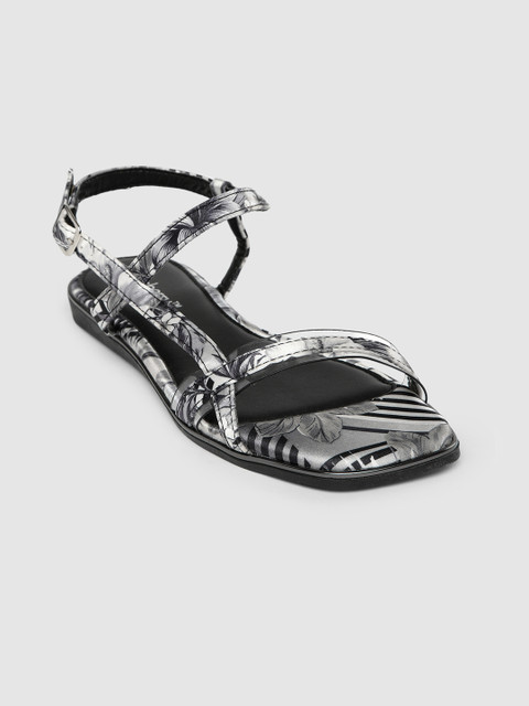 

DressBerry Women White Printed Open Toe Flats