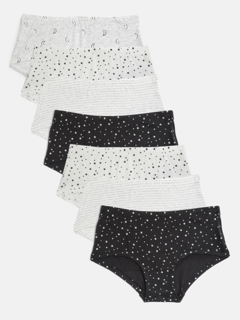 

Marks & Spencer Girls Pack of 7 Basic Briefs T711767, Black