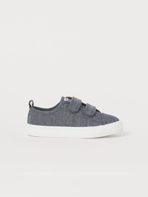 

H&M Boys Grey Solid Trainers