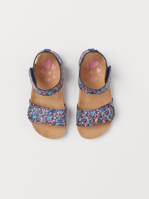 

H&M Girls Multicoloured Printed Sandals, Multi