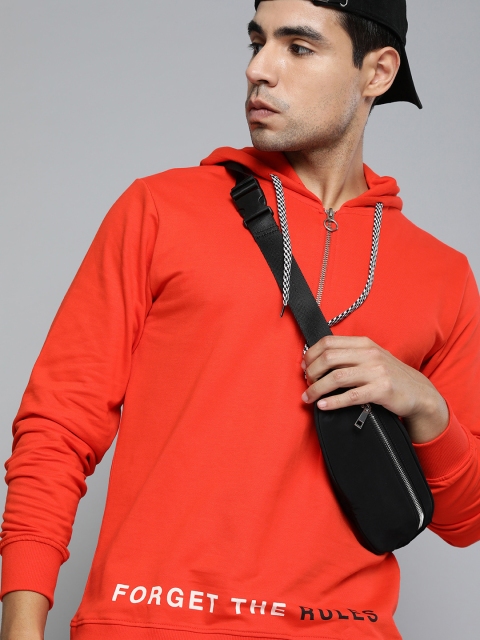 

Kook N Keech Men Red Solid Hooded Sweatshirt