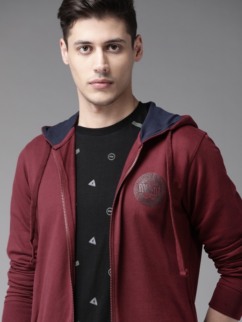 

Roadster Men Wine-Coloured Solid Hooded Sweatshirt, Burgundy