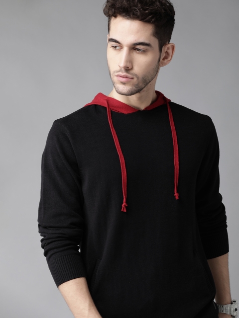 

Roadster Men Black Solid Hooded Pullover