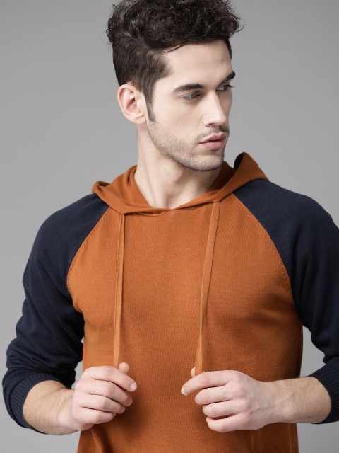 

Roadster Men Rust Orange Solid Sweater